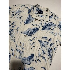 Tommy Bahama 100% Silk, White w/ Blue Leaf, SS Button Up Dress Shirt, XL #739